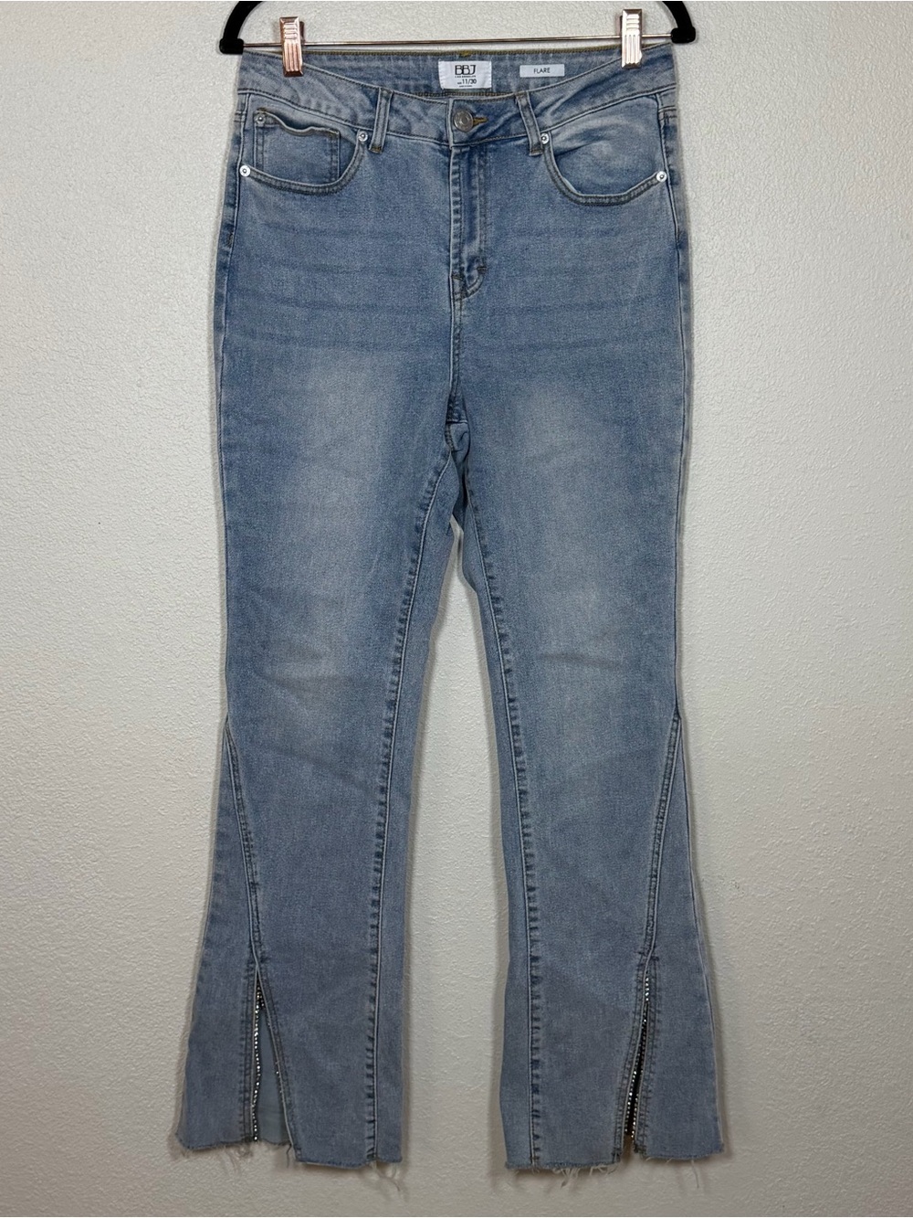Light Wash Flare Stretch Rhinestone Slit Raw Hem Denim Jeans 11/30 Western Bling